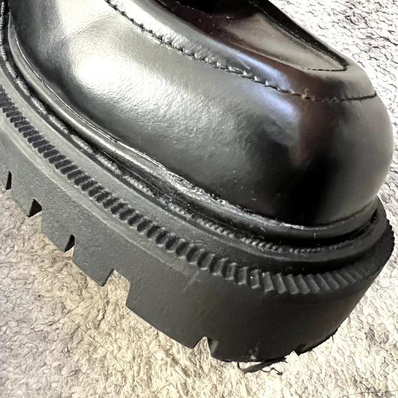 MONKI Women's size 8.5 Black Vegan Leather Chukka Chunky Lace Up Loafers Preppy - Picture 5 of 8